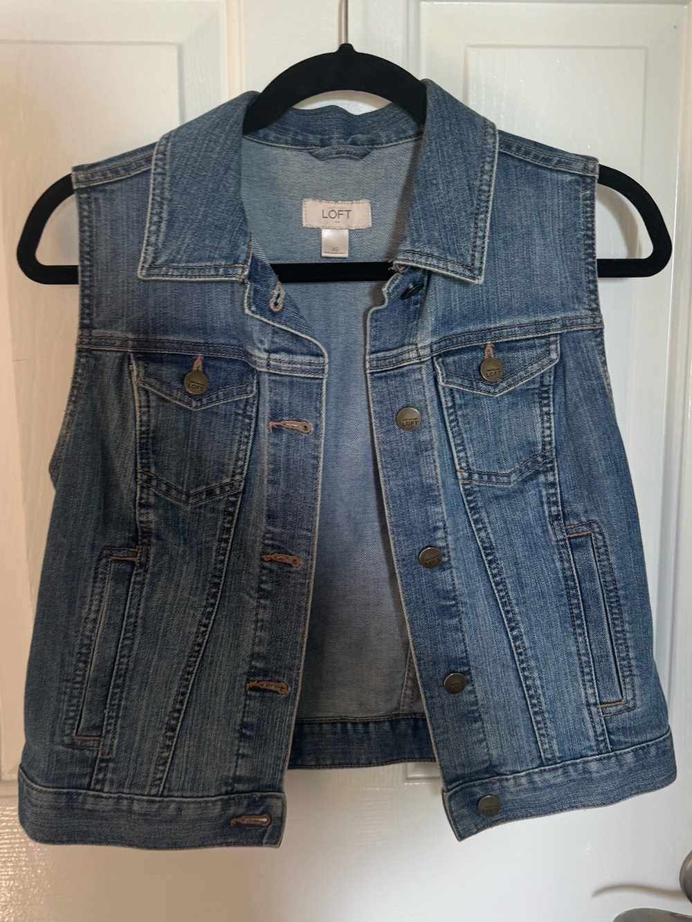 LOFT Classic Denim Vest in Medium Blue Size XS